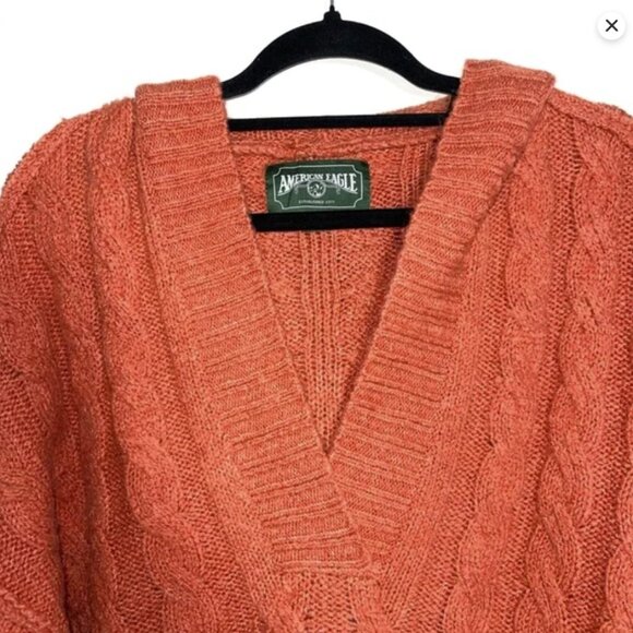 American Eagle Coral V-neck Chunky Knit Hooded Pullover Sweater Women's Large - Picture 4 of 4